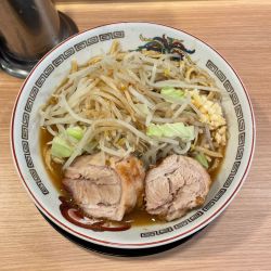 小ラーメン(950円)カラメニンニク