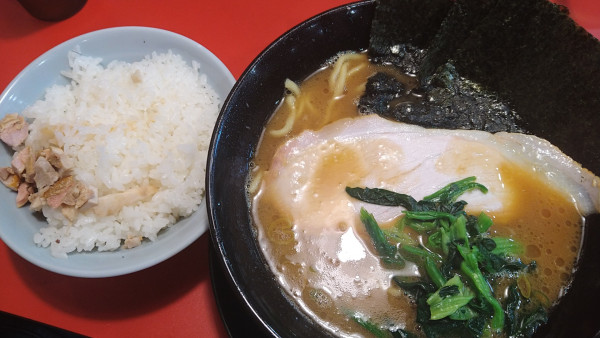 「ラーメン、ライス」@鬼道家の写真