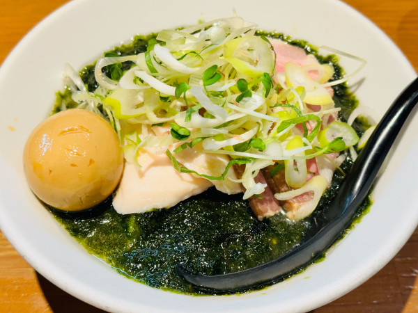 「特製たっぷり生青海苔の冷やし煮干蕎麦 1,450円」@亀戸煮干中華蕎麦 つきひの写真