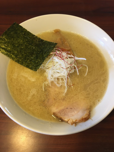 「塩とんこつらーめん(720円)」@麺屋 蓮花の写真