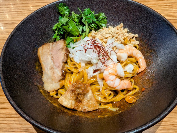 「トムヤムまぜそば1030円」@SHRIMP NOODLE 海老ポタの写真