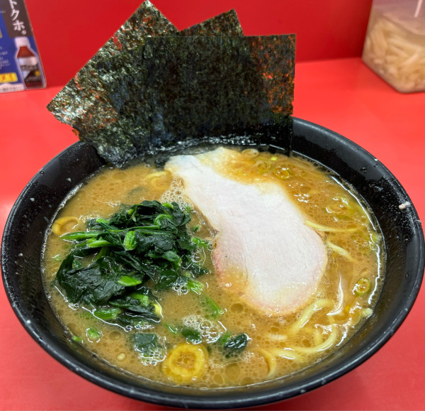「ラーメン」@ラーメン杉田家の写真