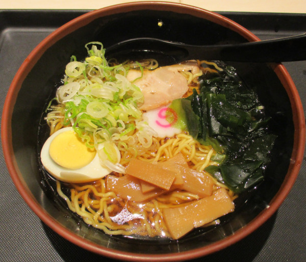 「昔ながらのラーメン　530円」@名代 富士そば 代官山店の写真