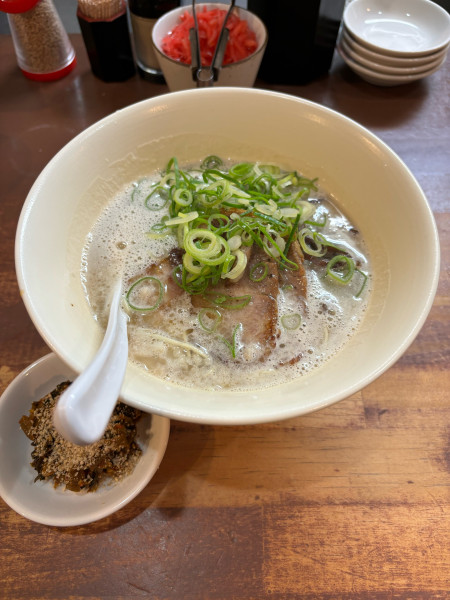 「博多豚骨ラーメン」@幸心堂の写真