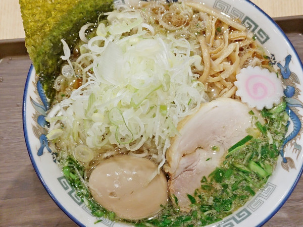 「ニラねぎそば＋味玉」@舎鈴 田町駅前店の写真