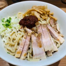 二つの味噌の冷やしあぶらソバ　1250円