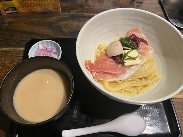 「貝出汁つけめん」@三ツ矢堂製麺 中目黒本店の写真