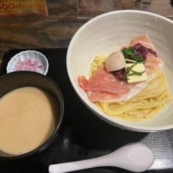 貝出汁つけめん
