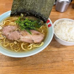 ラーメン800円+ライス100円