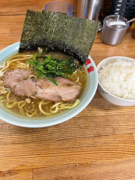 「ラーメン800円+ライス100円」@ラーメン竜家 六角家姉妹店の写真