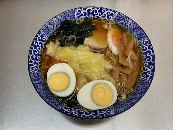 「ワンタンメン＋ゆで玉子」@西新井ラーメンの写真