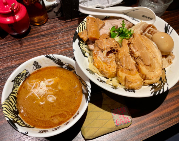 「濃厚肉三昧つけ麺」@麺屋武蔵 鷹虎の写真