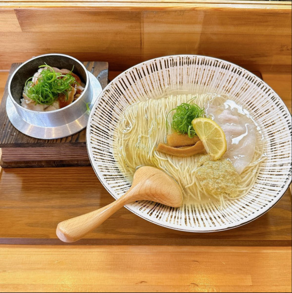 「牡蠣そば 釜めしセット」@中華そば 華塩の写真