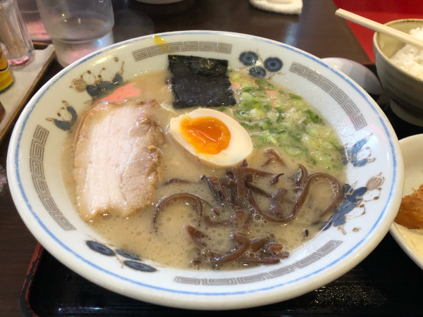 「九州ラーメン」@九州ラーメン 博多っ子 新宿店の写真
