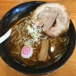 中華そば(690円)