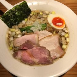 手揉み中華そば(950円)限定