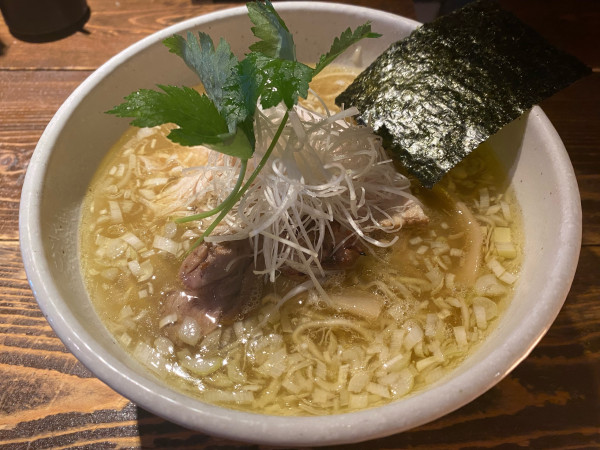 「鷄そば塩」@神田とりそば なな蓮の写真