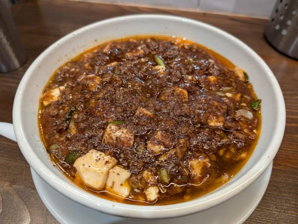 「麻婆麺【倍辛】サービスライス付1300円」@SHIBIRE NOODLES 蝋燭屋 大宮西口店の写真