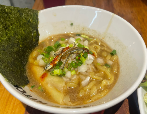 「ミニ煮干しラーメン」@ビーフキッチンスタンド 新橋店の写真