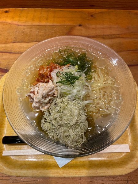 「限定 冷製鶏塩らーめん」@利尻らーめん 味楽 新横浜ラーメン博物館店の写真