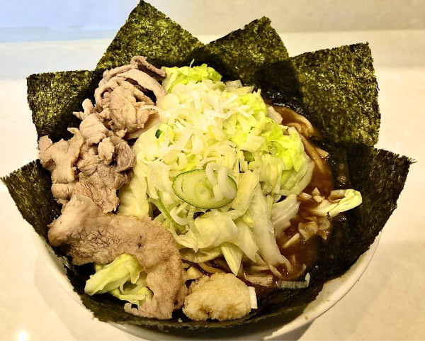 「カレーラーメン大盛り1100円　海苔150円」@ファットン 金沢八景店の写真