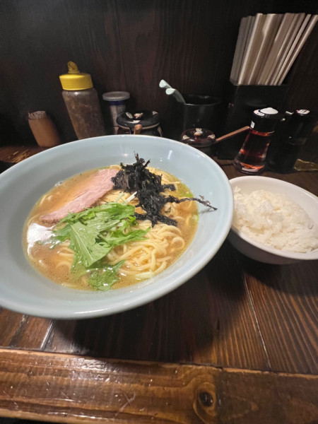 「醤油ラーメン」@がら屋の写真