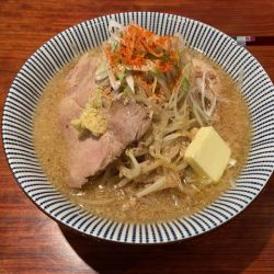 味玉味噌＋野菜増し＋バター