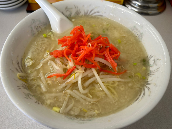 「豚骨ラーメン＋ライス」@博龍の写真