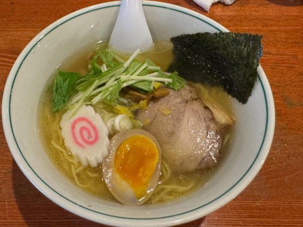 「煮干しベース塩ラーメン」@麺屋二八の写真