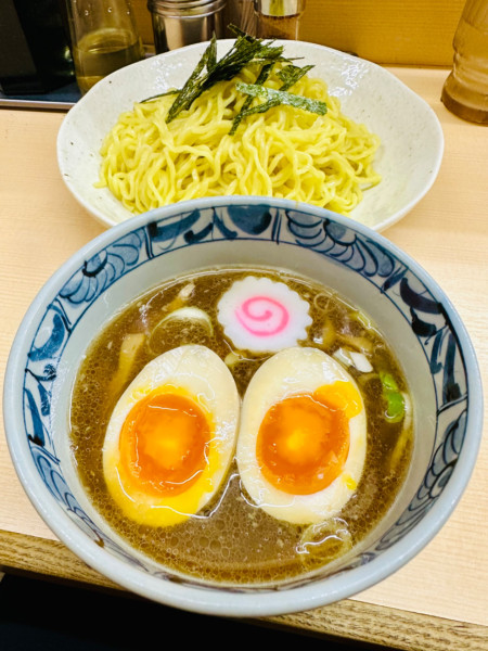 「煮玉子ざる(大)【950円】」@いつみ屋の写真