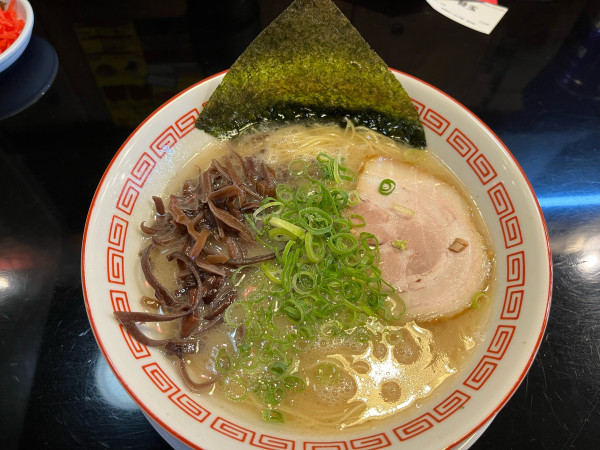 「長浜ラーメン800円」@博多長浜らーめん 六角堂 八王子店の写真