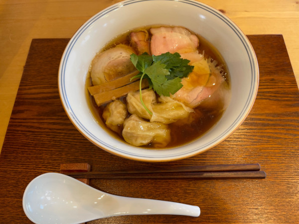 「特製醤油らぁ麺」@Ramen FeeLの写真