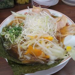 冷やし醬油ラーメン・野菜トッピング（期間限定）
