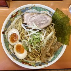 大盛り油そば 1060円