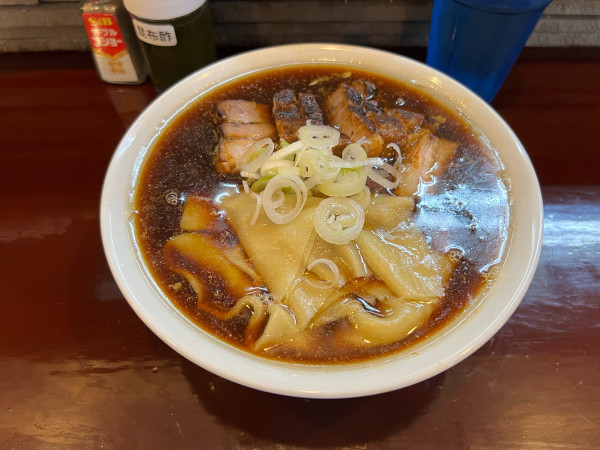 「ワンタンチャーシュウメン（1450）」@手打ち 陰日向の写真