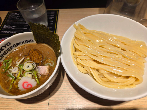 「つけ麺濃厚M」@TOKYO UNDER GROUND RAMEN 頑者の写真