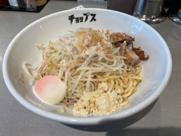 「まぜそば中」@まぜそば 渋谷 チョップスの写真