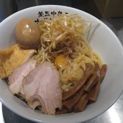 リッチ釜玉中華そば