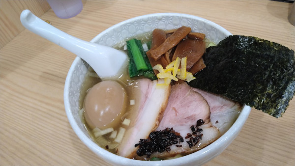 「特製手揉みラーメン」@麺や 麦ゑ紋の写真