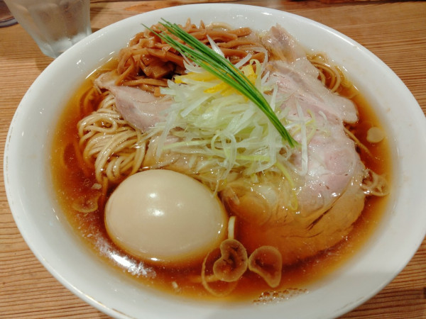 「煮干し醤油ラーメン」@かね田の写真