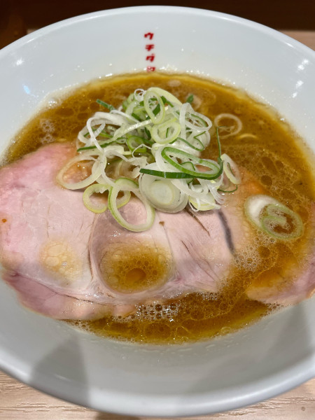 「ラーメン」@博多豚骨醤油らーめんウチダヤの写真