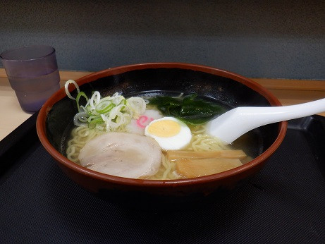 「塩ラーメン」@名代 富士そば 小滝橋店の写真