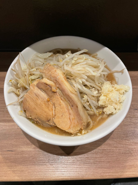 「国産豚ミニラーメン (880円)ニンニク」@豚仙人 鶴見店の写真