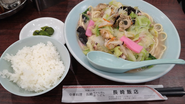 「ちゃんぽん半ライスセット」@長崎飯店 渋谷店の写真