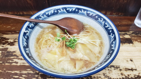 「ワンタンメン」@東京こだわり麺屋 らーめん殿の写真