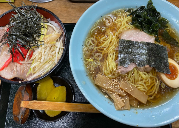 「Aセット（チャー丼セット）冷たい中華そば醤油　1200円」@ラーメンHOUSE リュウビの写真