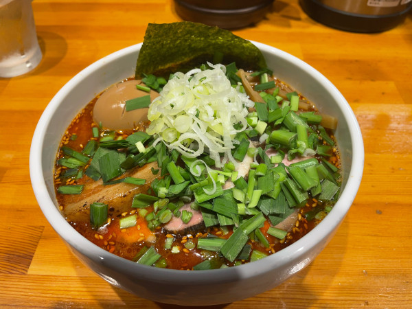 「辛いらーめん(300g)¥1,250」@つけ麺 燕武の写真