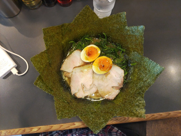 「チャーシューメン+ほうれん草+のり+とろ玉子」@匠家 ひたちなか店の写真