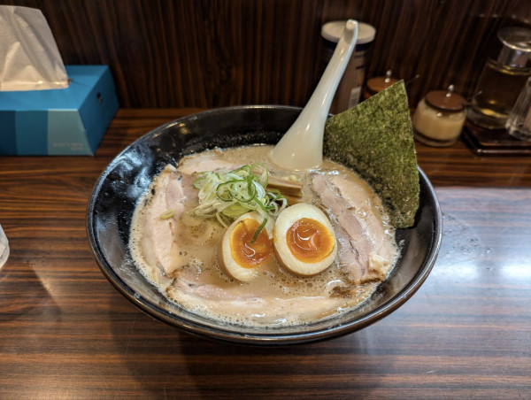 「ラーメン(大盛・細麺)」@ラーメン長山の写真