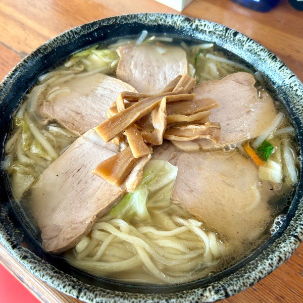 「しおチャーシューメン」@手打ちらーめん ぎおんの写真